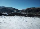 Kolašinde bina için 1000 m2 arsa