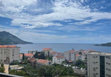 Bechichide panoramik deniz manzaralı satılık 1 yatak odalı daire