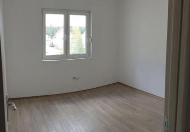 Zabljak merkezde yeni binada 2+1 Daire 62 m2