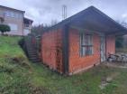 Bijela, Herceg Novide bir ev inşa etmek için 200 m2 satılık arsa