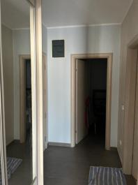 Denize yakın yeni rahat mobilyalı daire, kiracılar için mükemmel