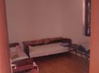 Satılık güzel Barda balkonlu büyüleyici 5 odalı ev