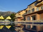 Monterey residenceta havuzlu 132 m2 lüks 3 katlı daire
