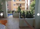 Budvada lüx evde 1 yatak odası, 2 teras ve havuzlu 72 m2 büyük daire