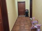 Petrovac merkezinde teraslı çarpıcı 2 yatak odalı daire 60м2