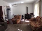Sutomoreda garajlı satılık 190 m2 büyüleyici 2 katlı ev
