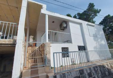 Villa Sutomore içinde