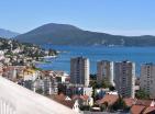 Herceg Novide şömineli ve garajlı panoramik deniz manzaralı 3 yatak odalı daire