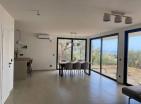 Deniz manzaralı ve zeytin bahçeli Barda lüks villa