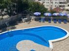 Risanda Kotor-Bay Residenceta havuzlu ve teraslı Dream beachside daire