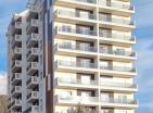 Havuzlu ve otoparklı Emerald Residenceta Barda lüks 1 yatak odalı daire