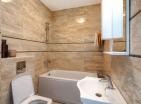Bečićide muhteşem deniz manzaralı 102 m2 çatı katı, denizin yanında geniş teraslı