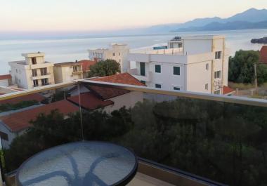  Satılık Daire Utjeha içinde