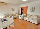 Deniz manzaralı mobilyalı 2 yatak odalı 75 m2 daire, denize yakın