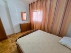 Deniz manzaralı mobilyalı 2 yatak odalı 75 m2 daire, denize yakın