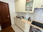 Deniz manzaralı mobilyalı 2 yatak odalı 75 m2 daire, denize yakın
