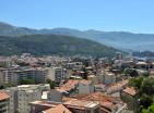 Budvada teraslı muhteşem deniz manzaralı 45 m2 daire