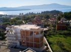 Satıldı : Tivat elit kompleksinde lüks deniz manzaralı 72 м2 daire