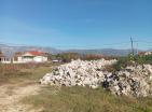 Danilovgradda ev ve yaşam için birinci sınıf kentsel 5500 m2 arsa