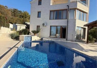 Ev Herceg Novi