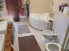 Budvada akdeniz cazibesine sahip muhteşem deniz manzaralı 103 m2 villa satılık