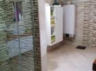 Baošići, Herceg Novide teraslı, denize sıfır 230 m2 lüks ev