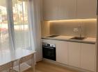 Bečićide modern olanaklara sahip, denize sıfır 29 m2lik yeni stüdyo