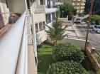 Petrovacta plaja yakın, yaşamak veya kiralamak için ideal, güneşli 55 m2 daire