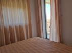 Petrovacta havuzlu ve otoparklı lüks ve deniz manzaralı 54 m2 daire