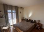 Budvada Deniz Manzaralı çarpıcı dört katlı 300 m2 ev