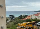 Bečićide deniz manzaralı 42m2 daire, plaja 500m mesafede modern yaşam