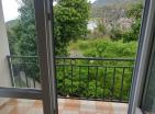 Geniş balkonlu Barda muhteşem deniz manzaralı 180 m2 ev