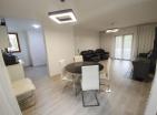 Geniş balkonlu Barda muhteşem deniz manzaralı 180 m2 ev