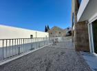 Đuraševići, Lušticada Nikki plajı yakınında muhteşem deniz manzaralı 90 m2 şehir evi