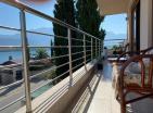 Đuraševićide denize sadece 30 metre mesafede panoramik manzaralı lüks 178 m2 villa