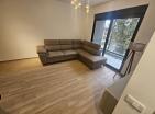 Otoparklı modern binada teraslı yeni Ulcinj 50 m2 daire