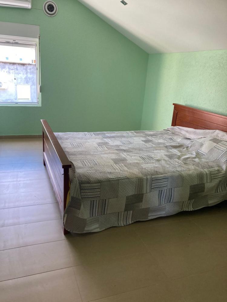 Dobra Vodada dağ ve deniz manzaralı, lüks plaj tarafı 180 m2 ev