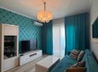 2 Yatak odalı, muhteşem manzaralı ve havuzlu yeni lüks 86 m2 deniz kenarı daire