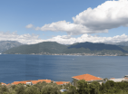 Krašići, Tivatta panoramik deniz manzaralı ve havuzlu yeni lüks villa