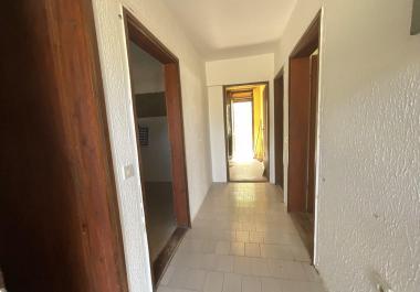 Sutomoreda satılık uygun fiyatlı iki katlı 130 m2 ev