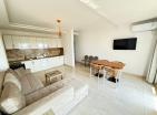 Utjehada havuzlu rahat deniz manzaralı 51 m2 Daire