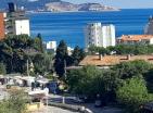 Sutomoreda deniz manzaralı teraslı ve birinci sınıf konuma sahip deniz kenarında 38m2 stüdyo