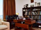 Karadağın Kumbor kentinde panoramik deniz manzaralı lüks modern villa