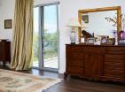 Karadağın Kumbor kentinde panoramik deniz manzaralı lüks modern villa