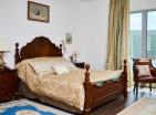 Karadağın Kumbor kentinde panoramik deniz manzaralı lüks modern villa