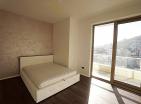 Budva panoramik manzaralı Daire iki yatak odası, 250 m de deniz